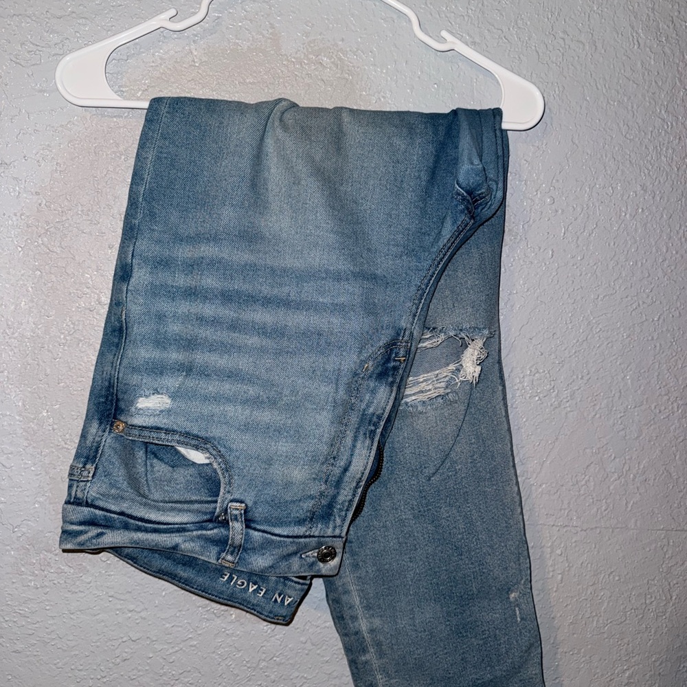 American Eagle Outfitters Women's Blue Distressed Skinny Jeans